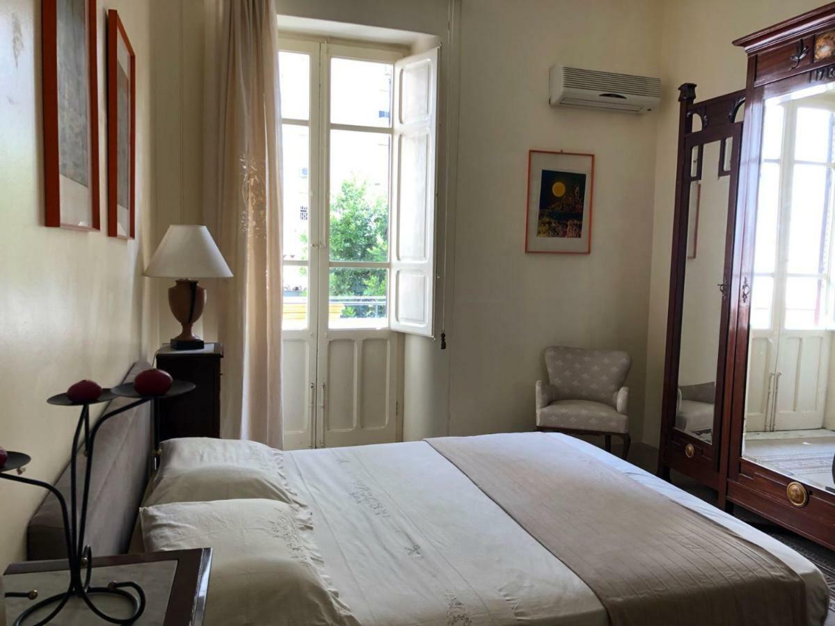 Cappuccini Apartment Palermo Bagian luar foto